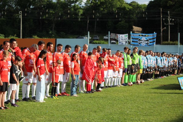 Grenal beneficente reúne mais de 3 mil pessoas e entra para a história do município