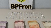 Homem é preso pela BPFRON com 88 pedras de crack em Santa Izabel do Oeste