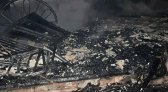 Casa é destruída por incêndio na PR-182, próximo ao trevo do município