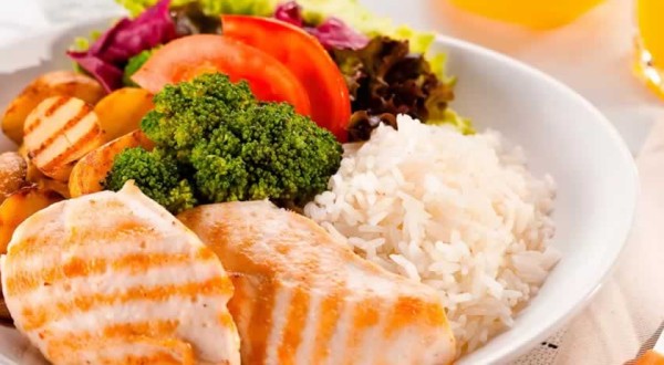 Dicas para manter uma alimentação saudável no dia a dia