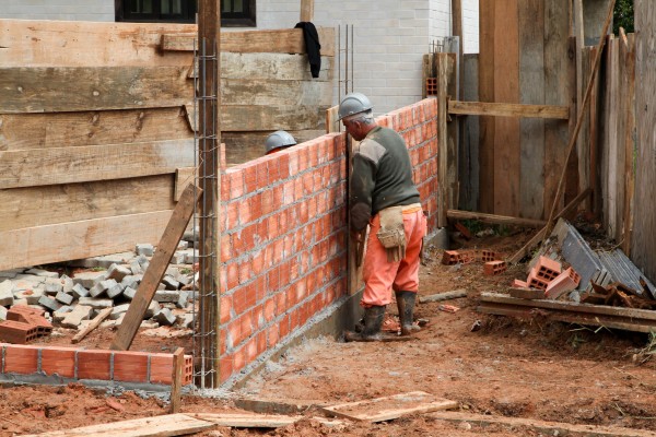 Paraná lidera criação de empregos formais no Sul em 2023