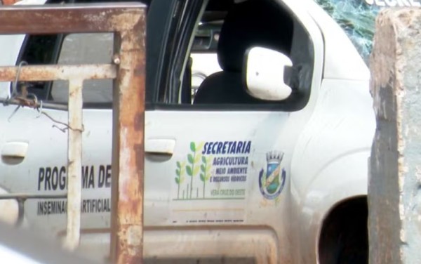 Enquanto atendia capotamento, PRF descobre que carro foi furtado de prefeitura do Paraná