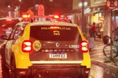 Motorista embriagado foge da polícia por 20 minutos e quase atropela pedestres