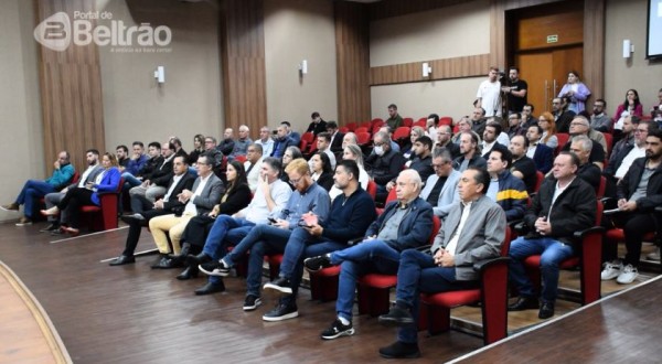 Secretário Estadual fala sobre projetos de desenvolvimento econômico e social no Sudoeste