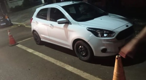 Homem de 43 anos embriagado é preso após tentar atropelar policiais rodoviários federais, em Cascavel