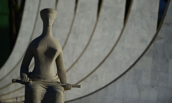 Supremo retoma julgamento sobre descriminalização do porte de drogas