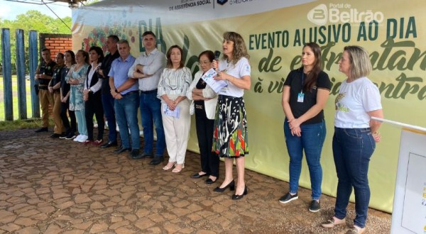 "Dia Delas" em Francisco Beltrão promove combate à violência contra a mulher