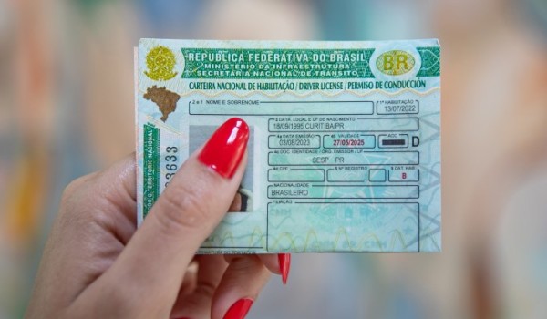 Governador sanciona lei que reduz em 55% valor dos exames de obtenção e renovação da CNH