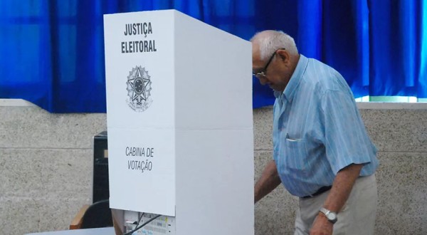 Cresce número de idosos com mais de 70 anos aptos a votar
