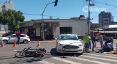 Grave acidente deixa motociclista ferido no centro