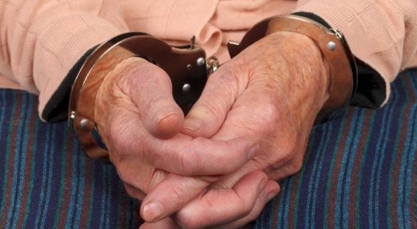 Condenado por crime de estupro de vulnerável idoso é preso pela PM