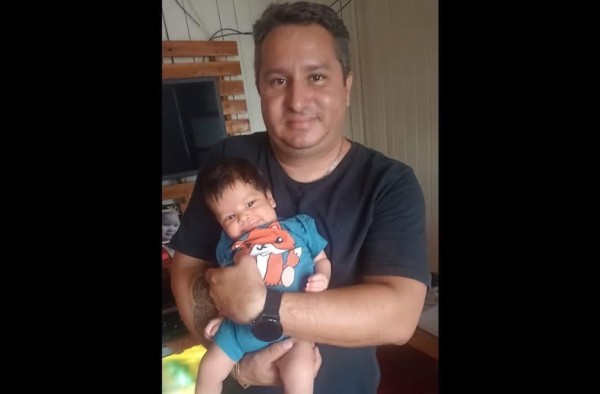 Policiais salvam bebê de 38 dias que estava engasgado com leite materno