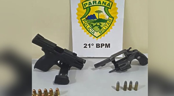 Homem é preso com armas de fogo após tentar fugir de abordagem
