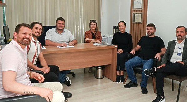 Vereadores debatem saúde com secretário e diretor do Hospital Intermunicipal