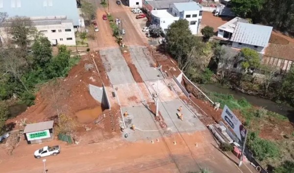 Obras de pontes em Dois Vizinhos avançam com investimento de R$ 7 milhões do Estado