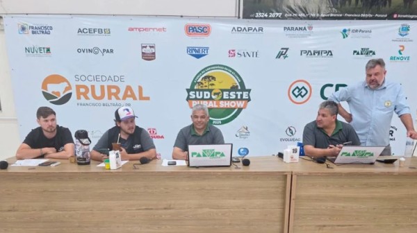 Leilão de gado movimenta negócios e valoriza a pecuária regional