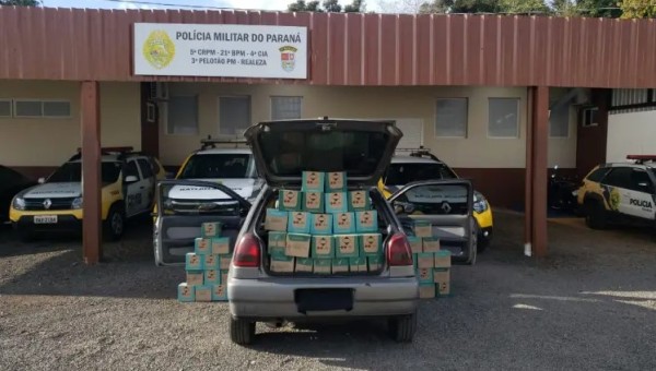 PM e Receita Federal apreendem veículo carregado com desodorantes de origem Argentina