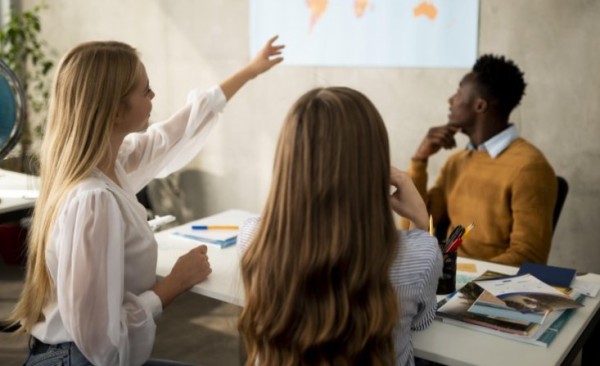 Exploração comercial infantil, mudanças climáticas e migrações estão entre os temas cotados para o Enem