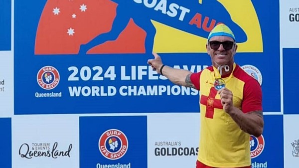 Bombeiro conquista medalha inédita ao Paraná no Mundial de Salvamento Aquático