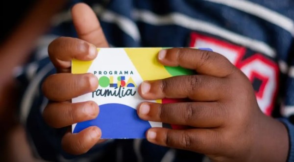 Caixa paga Bolsa Família a beneficiários com NIS de final 9
