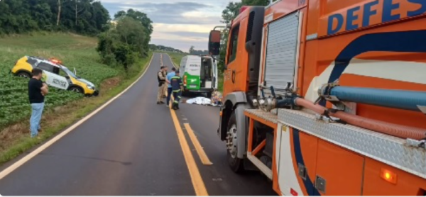 Mulher morre ao sofrer queda com motocicleta na PR-475