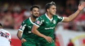 Palmeiras vence São Paulo por 3 a 2 no Morumbi e assume liderança do Brasileirão