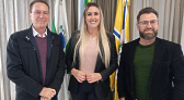 Município receberá ambulância e veículos para a Saúde
