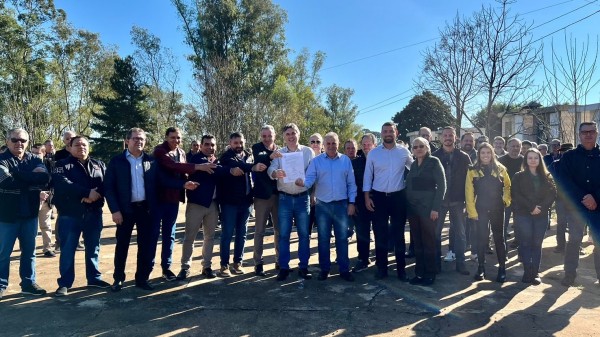 Administração autoriza obra de asfalto no KM 08
