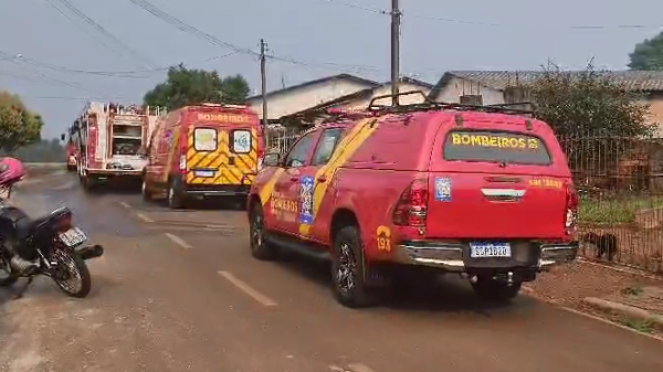 Incêndio em casa de madeira é registrado no Bairro Beija Flor
