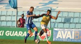 Avaí e Brusque empatam sem gols no jogo de ida das semifinais do Catarinense