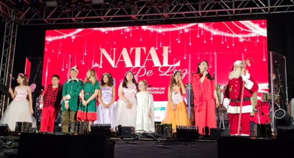 Município celebra 64 anos e abre o Natal de Luz 2025 em uma noite marcada por emoção