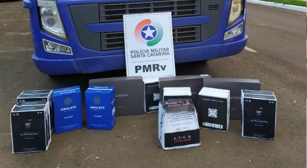 PMRv apreende contrabando de vinho na SC-163