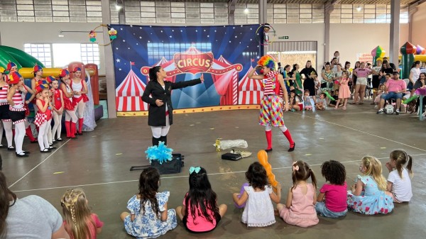 CMEI Zelir Vatorello realiza a “Magia em Família”