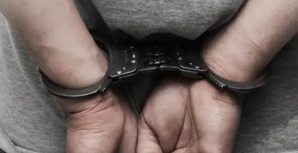 Homem é preso por embriaguez ao volante após acidente