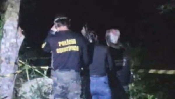 Homem é encontrado com rosto desfigurado e corte profundo no pescoço 