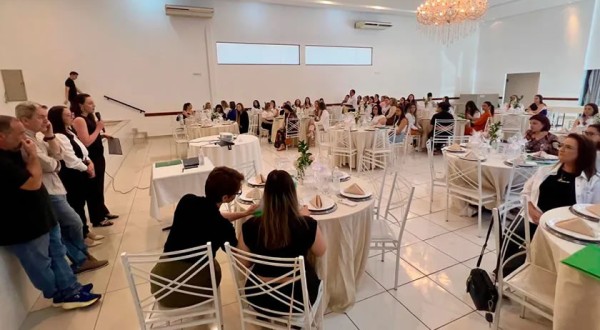 Unimed reforça protagonismo das secretárias durante encontro anual