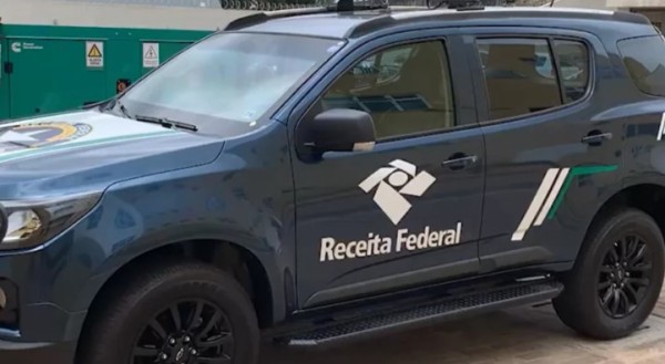25 kg de maconha são encontrados em transportadora do Paraná