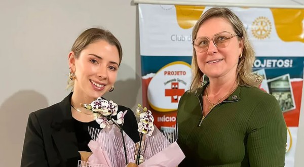 Palestra sobre finanças pessoais no Rotary Industrial