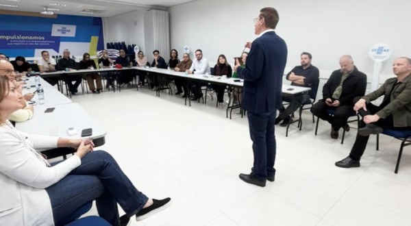 Francisco Beltrão recebe comitiva do Sul de Minas para troca de experiências sobre inovação