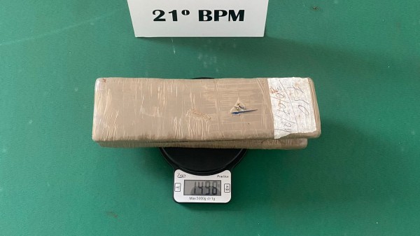 Polícia Militar de Realeza prende homem com drogas. Contra ele também mandados de prisão em aberto