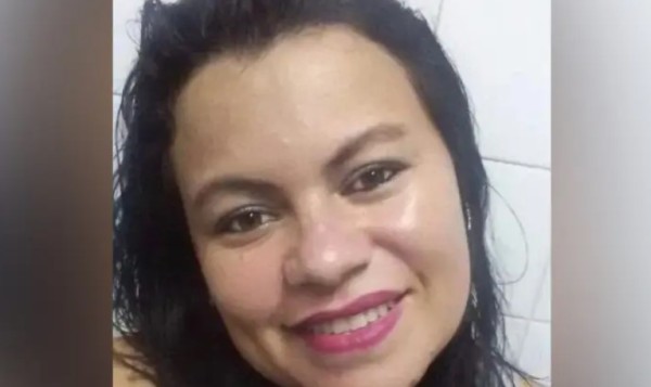 Mulher é brutalmente assassinada a facadas pelo cunhado