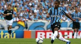 Douglas Costa é o novo reforço do Grêmio