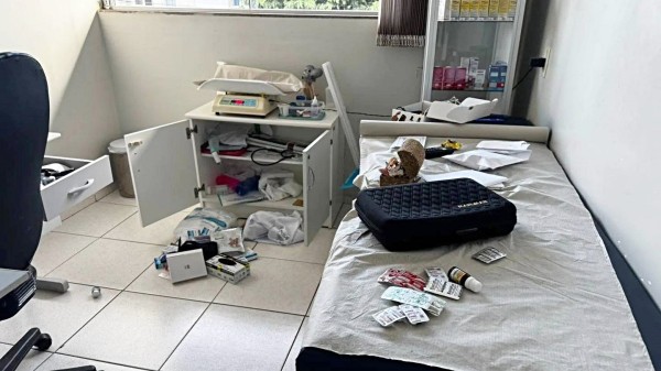 Homem causa destruição e furto na Unidade Básica de Saúde em Ampére