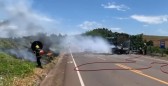 Caminhão é destruído por incêndio na SC-157 entre São Lourenço do Oeste e Formosa do Sul