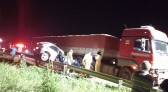 Carro e caminhão se envolvem em grave acidente em Marmeleiro