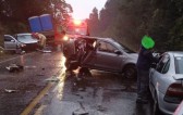 Dois acidentes no mesmo local deixam feridos na PR-281