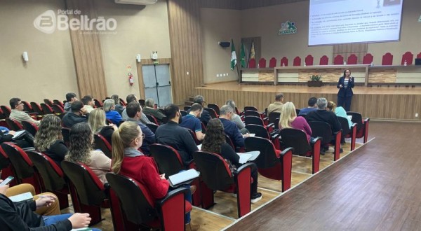 AMSOP promove curso para capacitar gestores públicos na captação de recursos