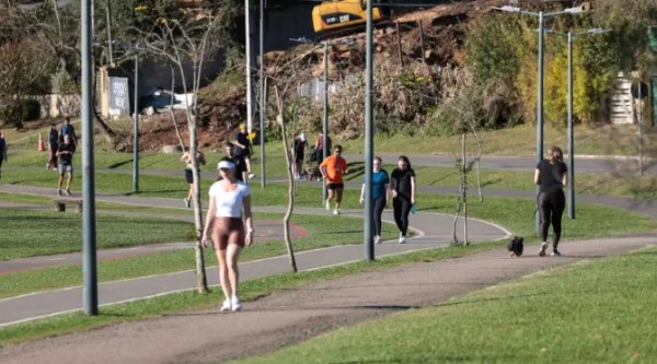 Calor retorna ao Paraná nos próximos dias; domingo terá chuva e instabilidade