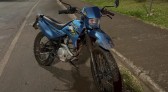 Motociclista fica ferido após colidir contra poste no bairro Pinheirinho 