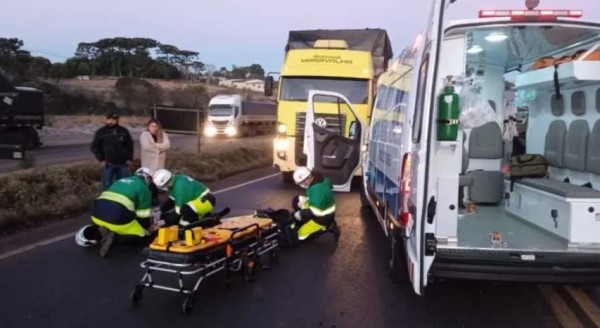 Acidente deixa motociclista gravemente ferido